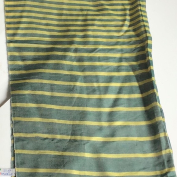 H & K Como , rectangular striped women Silk Écharpe/scarf made in Italy 🇮🇹 - Picture 6 of 8